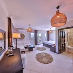 In House (adults Only) Hostel