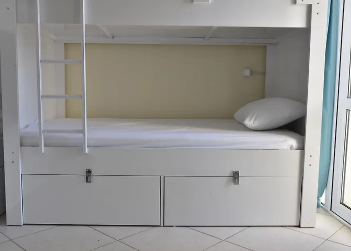 In House (adults Only) Kas